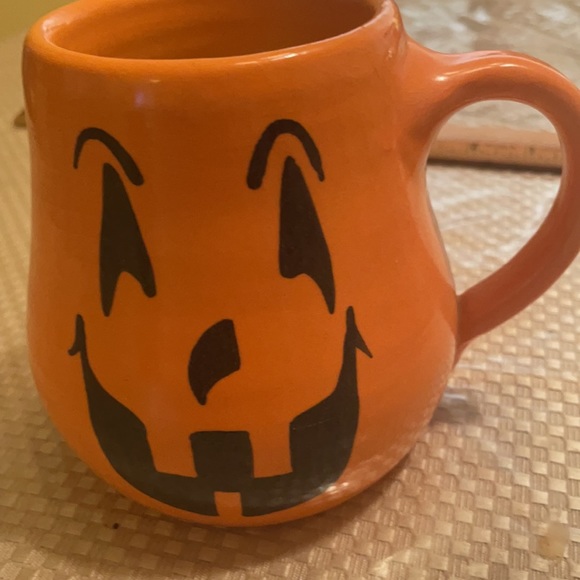NEW Jack O’ Lantern mug | Halloween mug | Spooky season | Fall | Pumpkin mug - Picture 5 of 5